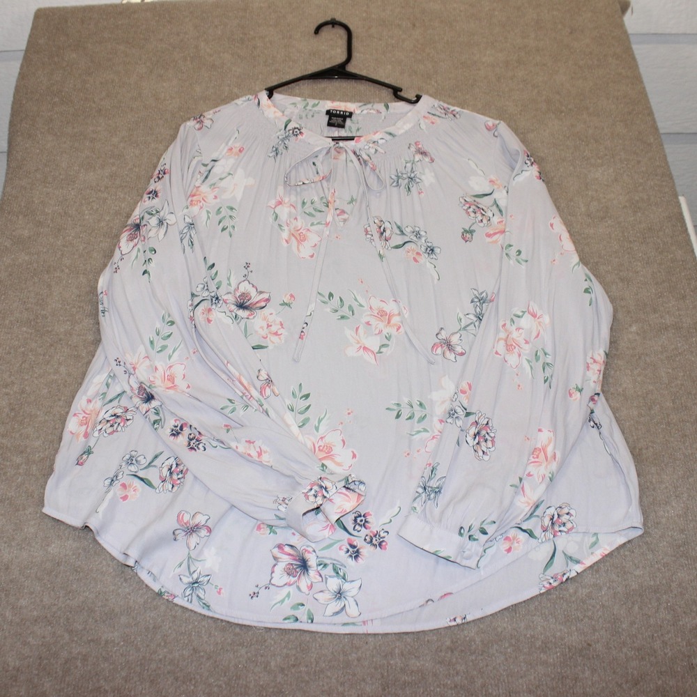 Torrid Floral Smocked Tie Neck Blouse Lavender Grey Long Sleeve Plus Size 2